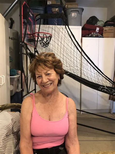 by izfk o7g8oui on Schnellgemerkte Pins in 2025 | Stylish older ...