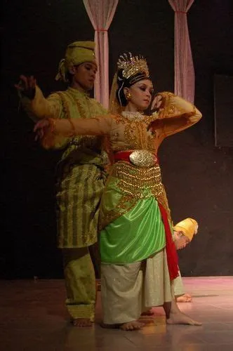 Pakaian Tarian Zapin / Zapin Seni Warisan Kebanggaan Johor - Kakeru Yokota