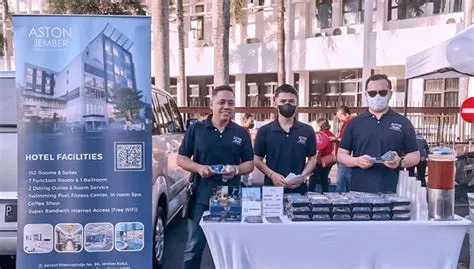 Buka Stand di CFD Pusat Kota, ASTON Jember Bagikan Paket Staycation ...