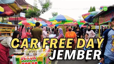 [C.C.] Wisata Jember Aneka Streetfood CFD Alun Alun Jember Jawa Timur ...