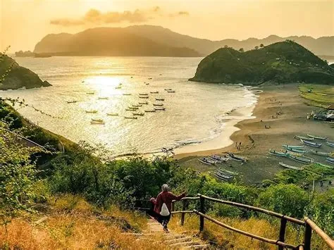 Pantai Payangan Jember, Destinasi Wisata Terfavorit Para Traveler ...