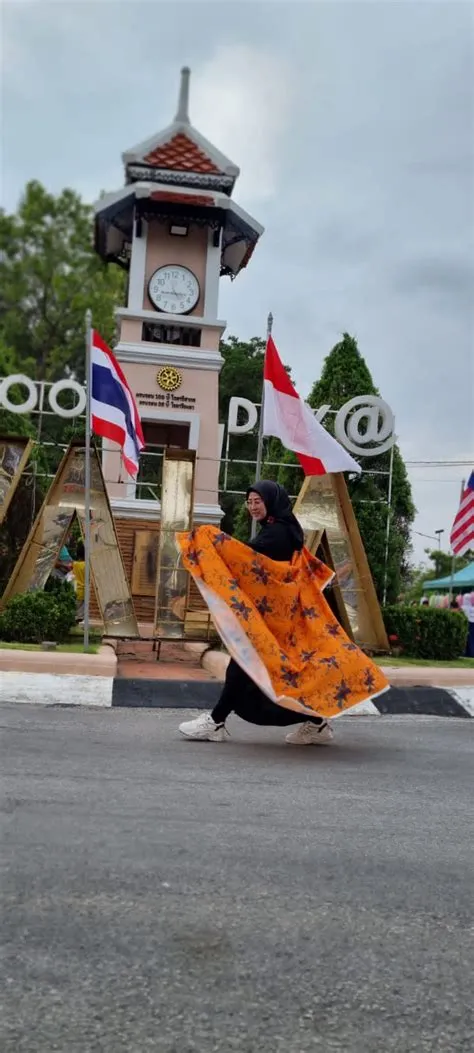 Batik Kina Kabupaten Bandung Dipamerkan Pada Ajang Melayu Day Thailand ...