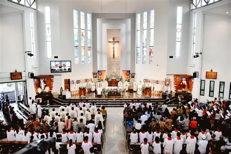 Wajibkah Mengikuti Misa Minggu Paskah Pagi? - Gereja Katolik HTSPM ...