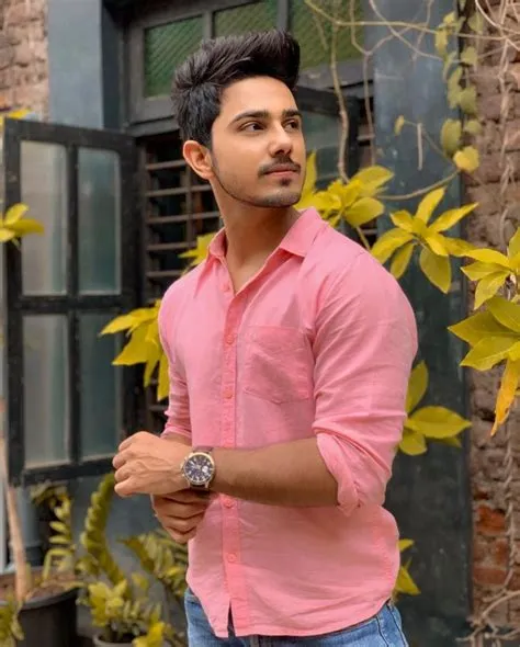 by Mansi on Indian Insta Influencers | Photography poses for men ...