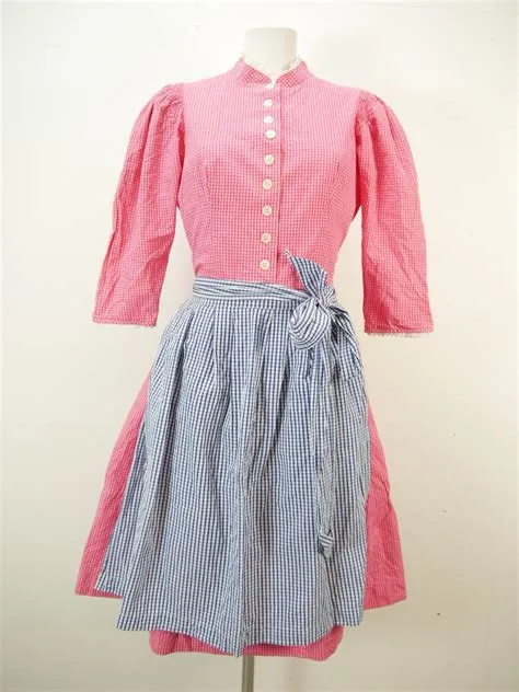 Wunderschön rosa mit Spitze und Wienernaht sagenhaftes Dirndl mit ...