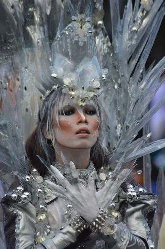 Wild Jember costumes | Reina de hielo, Trajes para carnaval, Trajes de ...