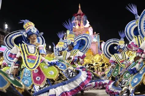 Paraíso do Tuiuti abre 2ª noite de desfile exaltando a cultura do Pará ...