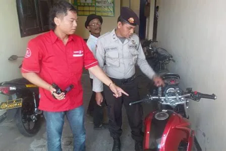 Pengusaha Kolam Renang Ancam Wartawan Jember 1 TV