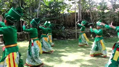 Tari lah bako - YouTube