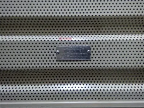 Pemasangan Rolling Door One Sheet Full Perforated Jember di Roxy Mall