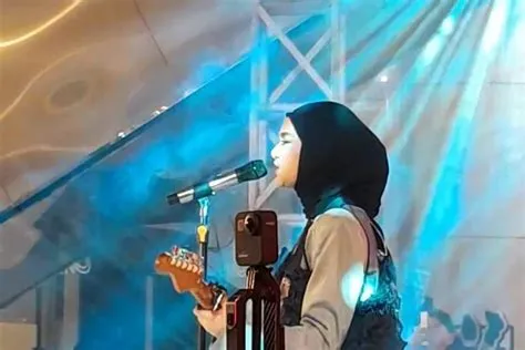 Tampil di Lippo Plaza Jember, Nabila Taqiyyah Semarakkan Acara Road to ...