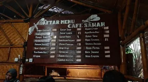 Cafe Sawah Pujonkidul Malang, Sensasi Makan di Kaki Gunung
