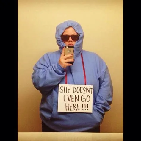 Mean Girls Halloween-She doesn't even go here | Mean girls halloween ...