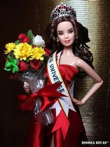 XIMENA NAVARRETE CROWNING - MISS UNIVERSO 2010 | Barbie miss, Barbie ...