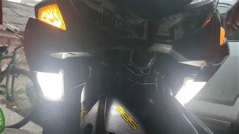 Cara pasang lampu senja led luminos modifikasi yamaha aerox - YouTube