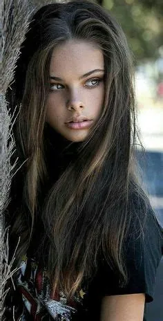 by Dora Masini on Meika Woollard | Beautiful girl face, Beautiful ...