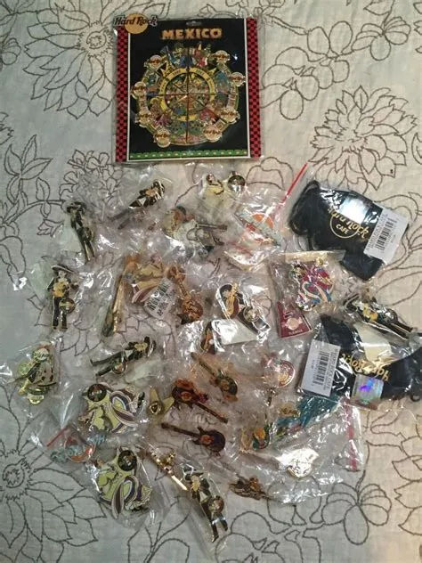 LOOK! - Hard Rock Cafe Pins "Cinco de Mayo" Dancers & other pins from ...