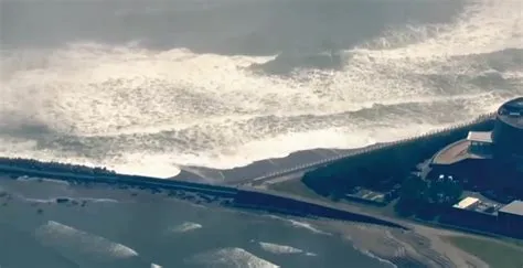 Tsunami Waves Hit West Coast After Earthquake