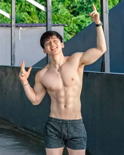 Kyung 👯 panosundaki Pin