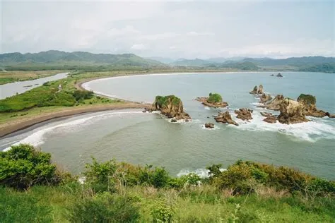 Suasana Adem, Wisata Alam Jember Recommended! - OYO Hotel