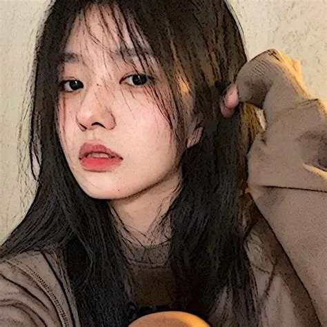 oleh haazeelnuuttss di ulzzang | Gambar wajah, Gambar pacar ...