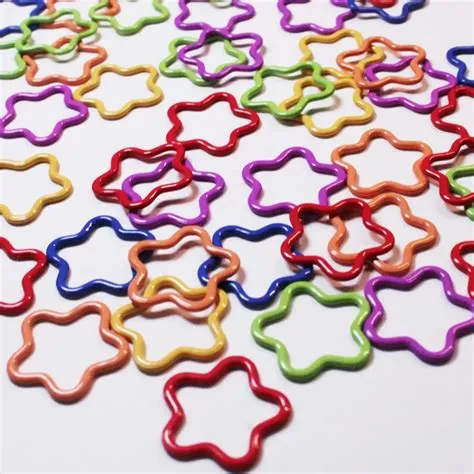 Star Loops Knitting Stitch Markers, Set of 10 - Knit Knot & Natter