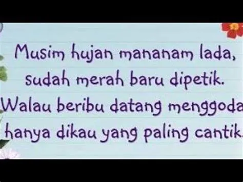 Pantun Hari Nak Hujan