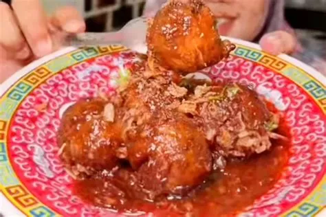 Spesialis Tetelan dan Bakso Bakar, Kuliner di Jember ini Selalu Ramai ...