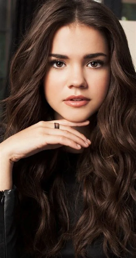 Maia Mitchell | Actress, Producer, Soundtrack | Color de cabello, Color ...