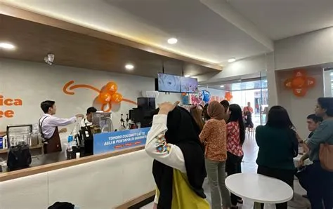 Tomoro Coffee Ramaikan Industri Kopi, Kini Ada 3 Cabang di Medan ...