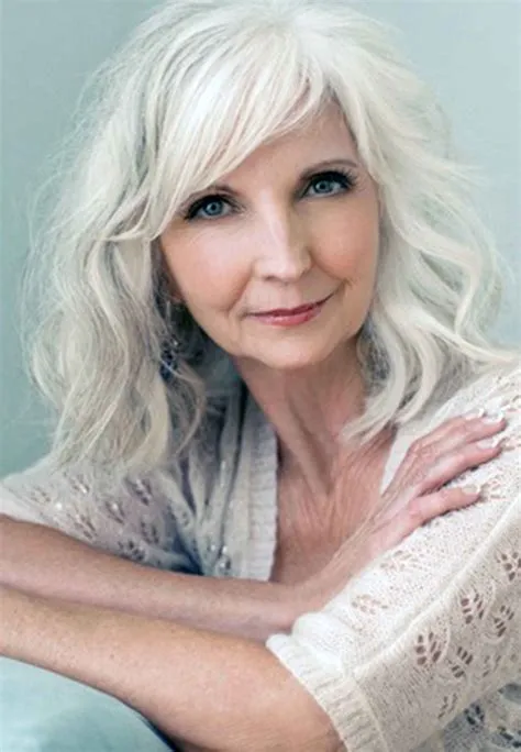 Proper woman | Older woman portrait, Beauty portrait, Portrait poses