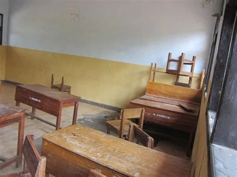 SMP NEGERI 4 WONOMERTO SATU ATAP - annibuku.com