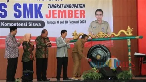 Lomba Kompetensi Siswa Tahun 2023 Resmi Dibuka, Begini Pesan Bupati ...