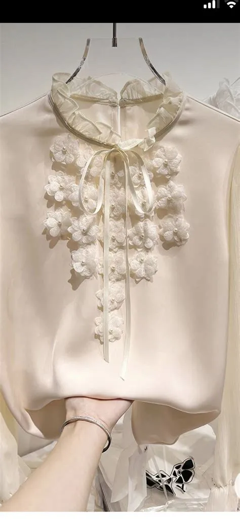 by Goharik Tumasyan on Мода | Chiffon shirt, Long sleeve shirts ...