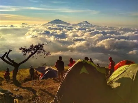 Mount Sumbing Indonesia - travellergram.com/p/1439 | Scenic, Camping ...
