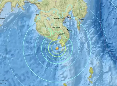 6.8 quake strikes off Philippines triggers tsunami warning — Earth ...