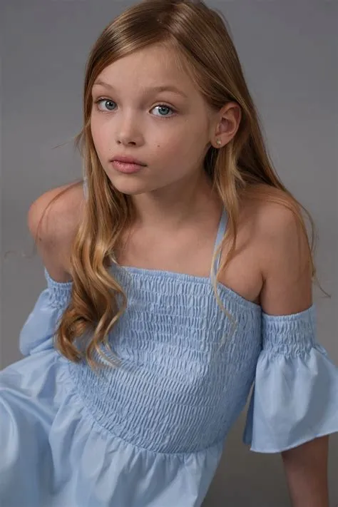 kids girls — Fashion Model Agency