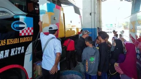 Penumpang Bus di Terminal Tawang Alun Jember Diprediksi Meningkat di ...