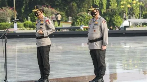 Peringati HUT ke-74 Bhayangkara, Polri Gelar Upacara Ziarah Makam Pahlawan