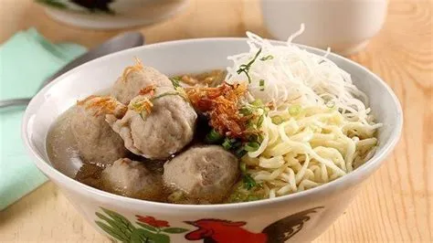 5 Rekomendasi Tempat Makan Bakso Enak di Kota Serang: Nomor 1 Masih ...