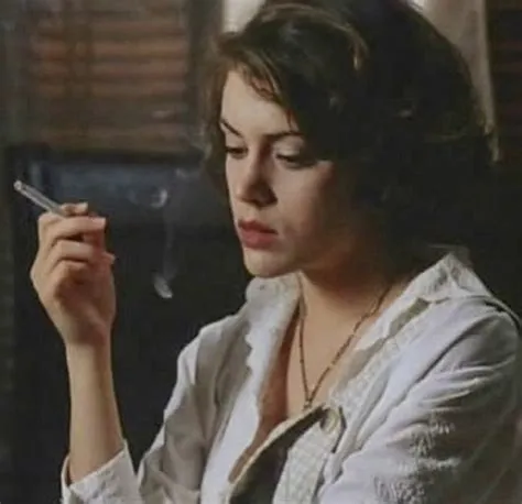 on Smoking Female Celebs.