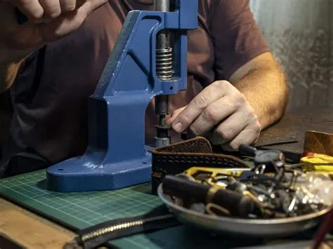 How to Install Dowel Pins - STG Machine