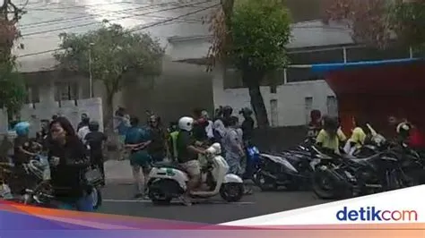 Restoran Hotel di Jember Terbakar, Penghuni Sempat Berhamburan Keluar Kamar