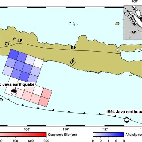 Tectonic setting of Java Island, Indonesia. The Java trench is located ...