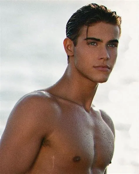 by Александр on BeautyGuys | Beautiful men, Shirtless hunks, Male ...