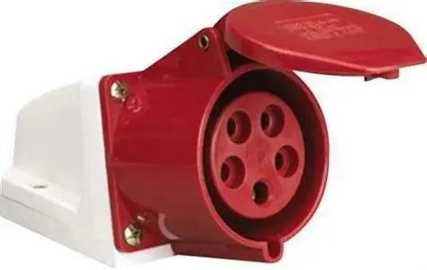 16 AMP 5 Pin Industrial Plug Or Sockets IP44 3 Phase 3P NE Male/Female ...