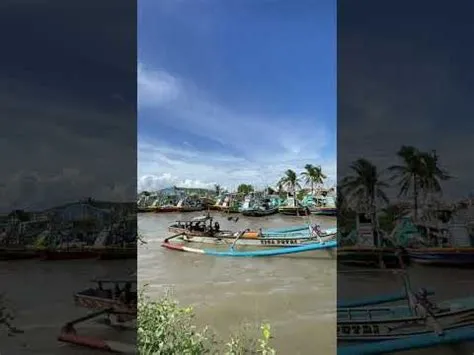 Susur pantai di pantai cemara jember part 1 - YouTube