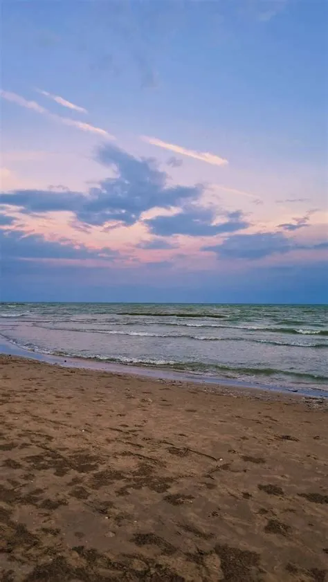 Senja Jingga di Pantai - Samsung Members