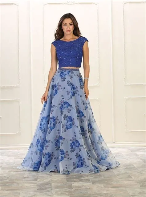 by April Teesdale on @BecomingTeesdale23 | Party wear indian ...