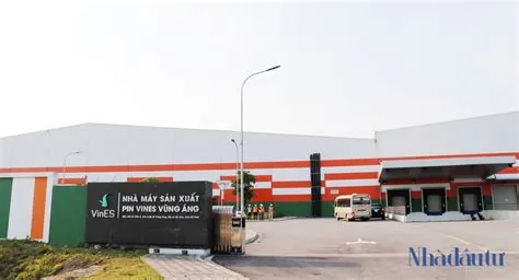 Ông Phạm Nhật Vượng tặng Công ty chuyên sản xuất Pin VinES trị giá 6. ...